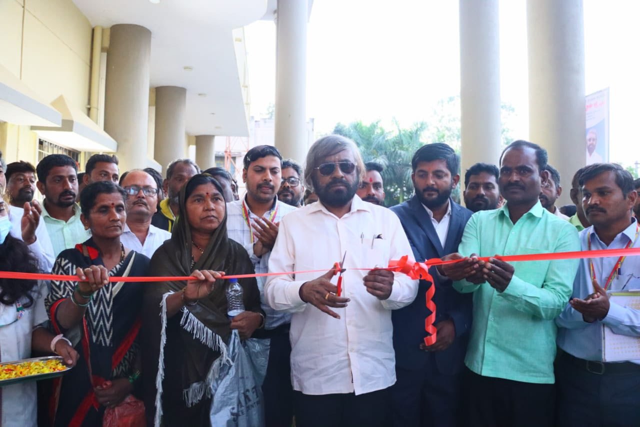 ಶ್ರಮಜೀವಿಗಳ ಸುರಕ್ಷತೆ ನಮ್ಮ ಸರ್ಕಾರದ ಆದ್ಯತೆ: ಭಾಲ್ಕಿಯಲ್ಲಿ ಸಚಿವ ಈಶ್ವರ್ ಖಂಡ್ರೆ ಘೋಷಣೆ