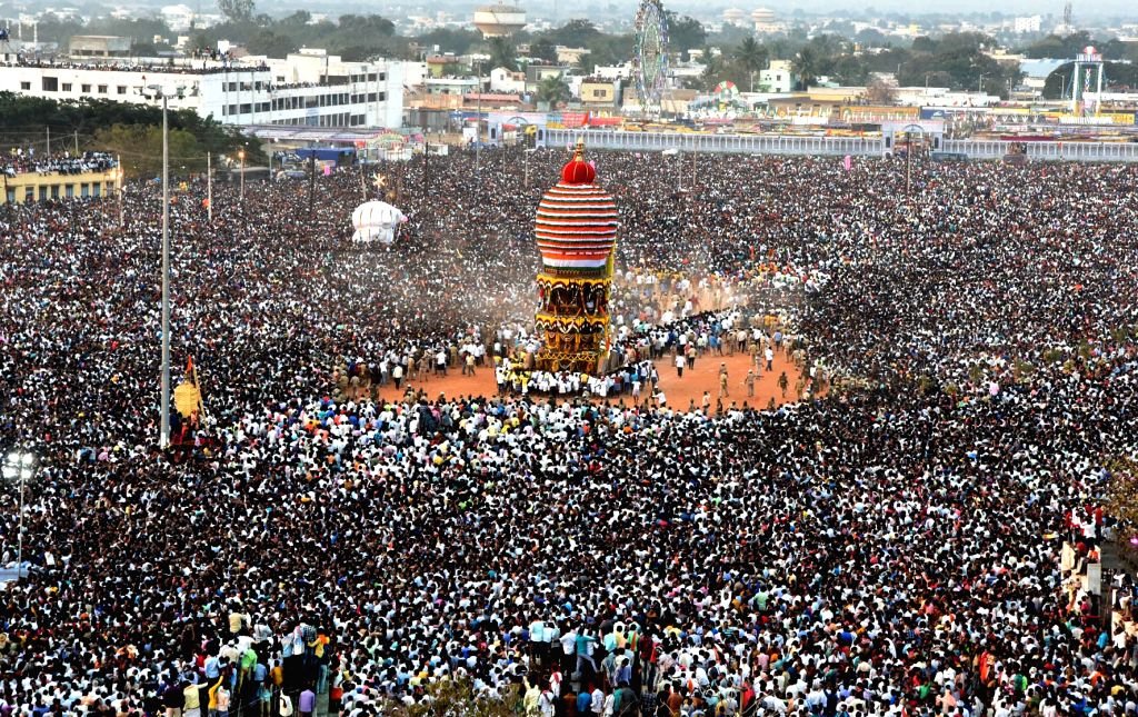ಅಕ್ಷಯ ದಾಸೋಹದ ಗವಿಸಿದ್ದೇಶ್ವರ ಜಾತ್ರೆ: 1.5 ಲಕ್ಷ ಭಕ್ತರಿಂದ ಪ್ರಸಾದ ಸ್ವೀಕಾರ
