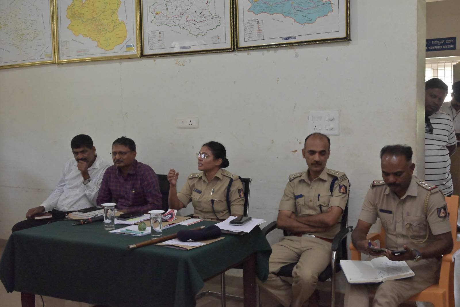 ಮಾಂದಲಪಟ್ಟಿ ಜೀಪು ಚಾಲಕರಿಗೆ ಎಸ್ಪಿ ಎಚ್ಚರಿಕೆ: ಪ್ರವಾಸಿಗರೊಂದಿಗೆ ಅನುಚಿತ ವರ್ತನೆ ತೋರಿದರೆ ಕಠಿಣ ಕ್ರಮ