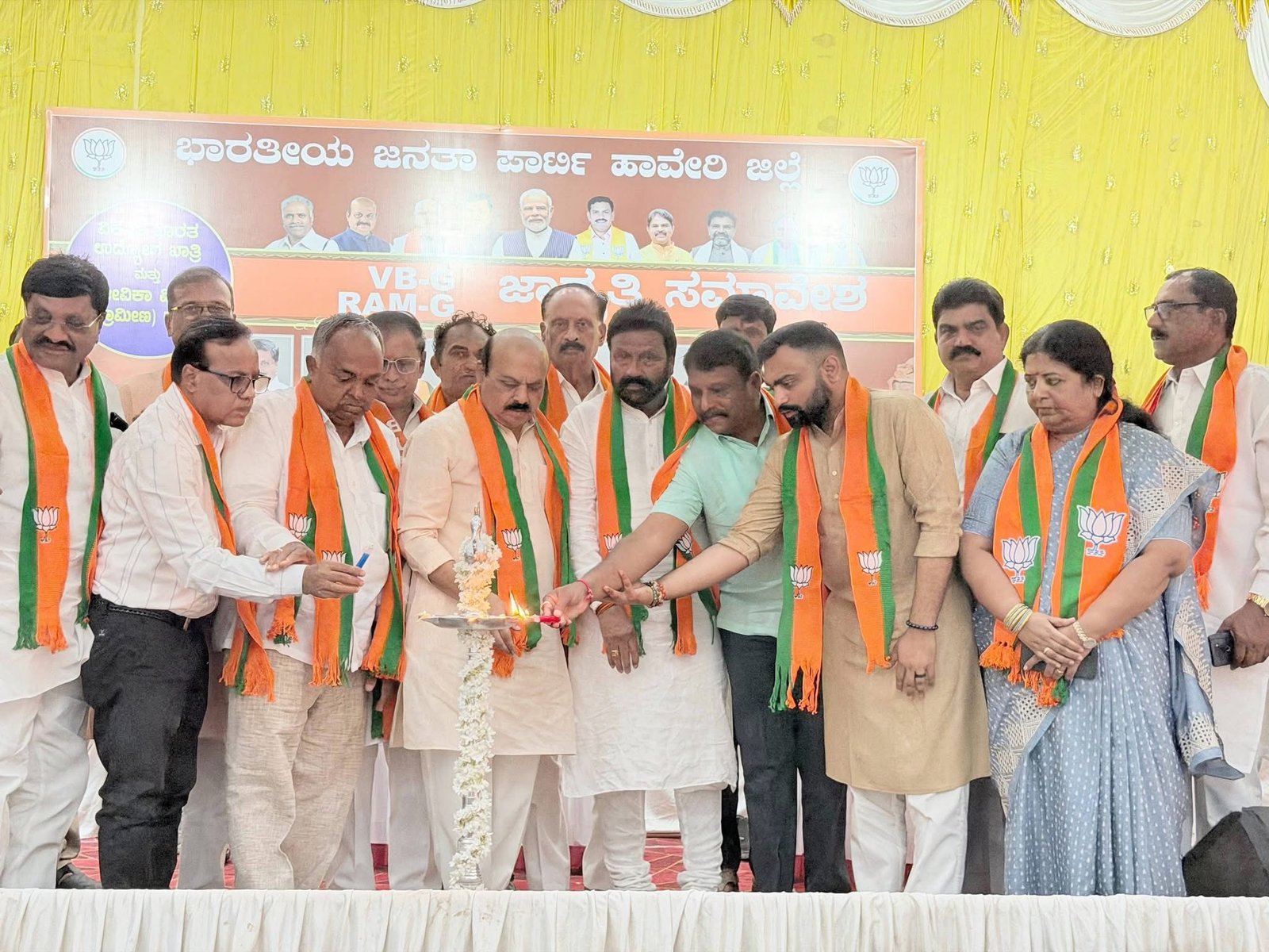 ಹಾವೇರಿಯಲ್ಲಿ ಬಿಜೆಪಿ ಜಿಲ್ಲಾ ಸಮಾವೇಶ: ‘ವಿಕಸಿತ ಭಾರತ – ಗ್ಯಾರಂಟಿ ಫಾರ್ ರೋಜಗಾರ್’ ಅಭಿಯಾನಕ್ಕೆ ಚಾಲನೆ