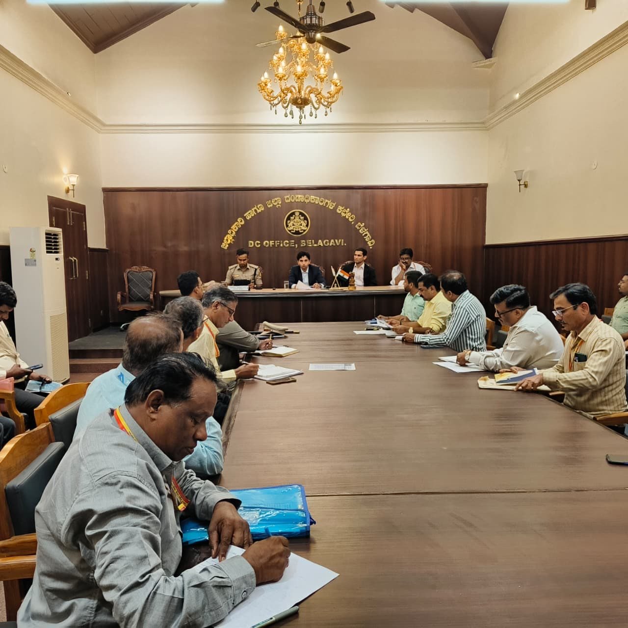 ಮತದಾರರ ಪಟ್ಟಿ ಮ್ಯಾಪಿಂಗ್: ಎರಡು ದಿನಗಳಲ್ಲಿ ಕಾರ್ಯ ಪೂರ್ಣಗೊಳಿಸಲು ಜಿಲ್ಲಾಧಿಕಾರಿಗಳ ಗಡುವು