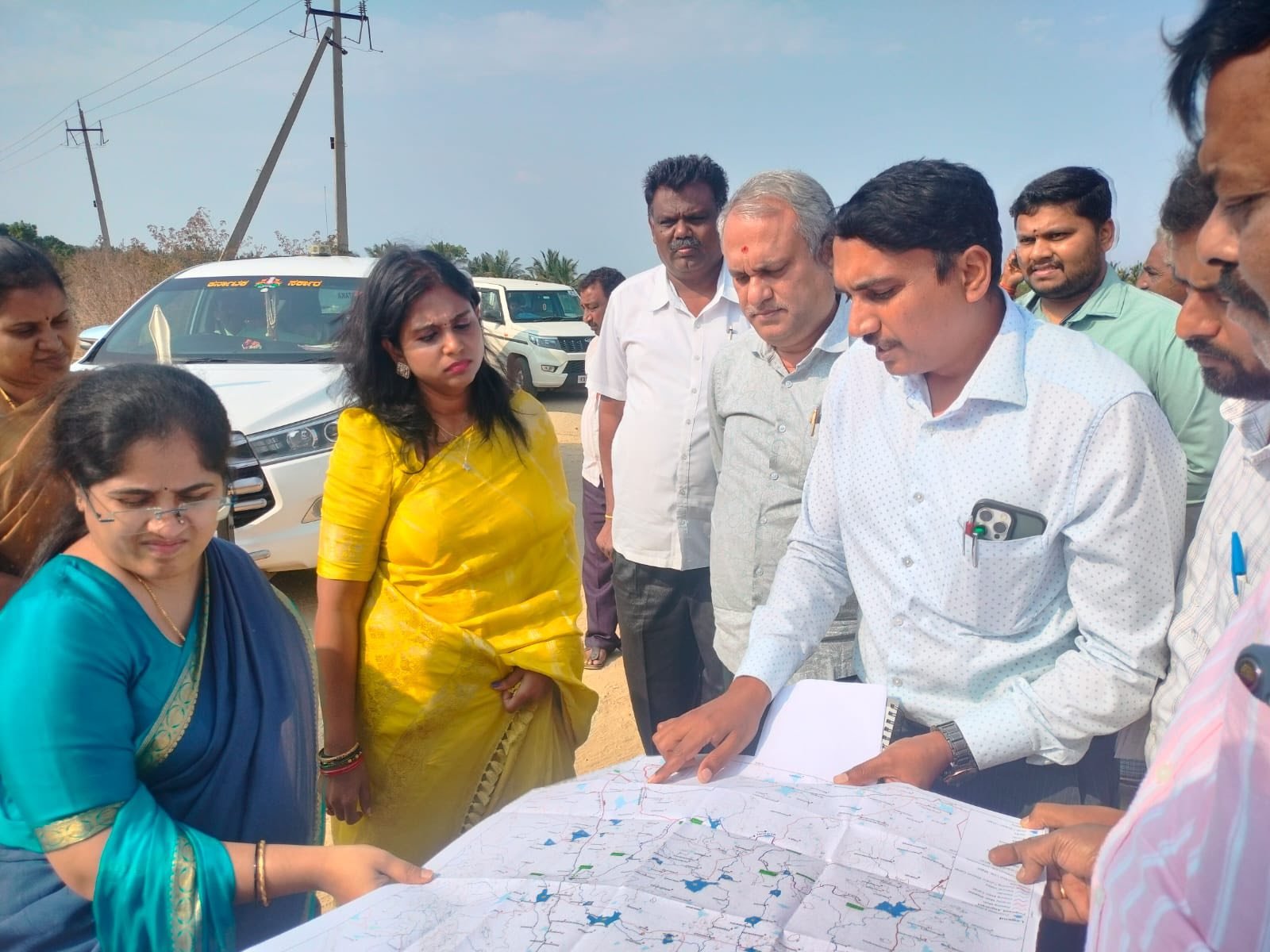 ಚಿಕ್ಕನಾಯಕನಹಳ್ಳಿ: ಹೇಮಾವತಿ ನಾಲಾ ಕಾಮಗಾರಿ ಪರಿಶೀಲನೆ – ಕಾಲಮಿತಿಯೊಳಗೆ ಕೆಲಸ ಮುಗಿಸಲು ಶಾಸಕ ಸಿ.ಬಿ. ಸುರೇಶ್ ಬಾಬು ಸೂಚನೆ