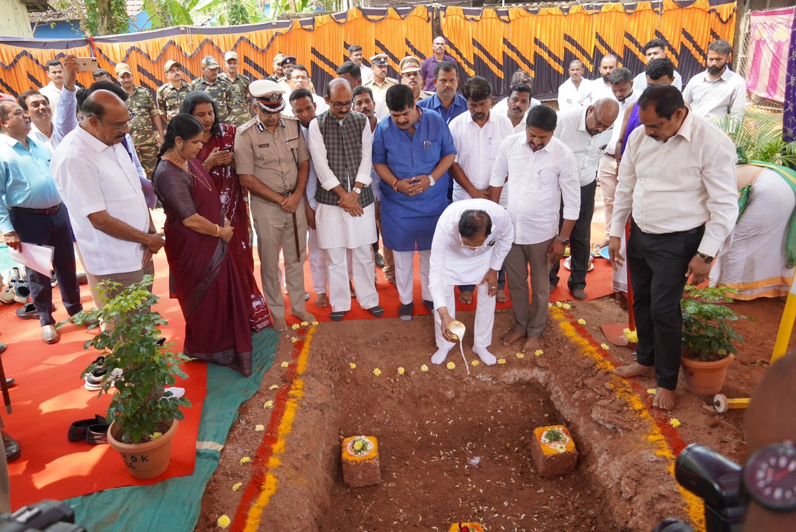 ಪೊಲೀಸ್ ಕಲ್ಯಾಣಕ್ಕೆ ಆದ್ಯತೆ: ಮಂಗಳೂರಿನಲ್ಲಿ ನೂತನ ಪೊಲೀಸ್ ವಸತಿಗೃಹ ಉದ್ಘಾಟಿಸಿದ ಗೃಹ ಸಚಿವ ಡಾ. ಜಿ. ಪರಮೇಶ್ವರ್