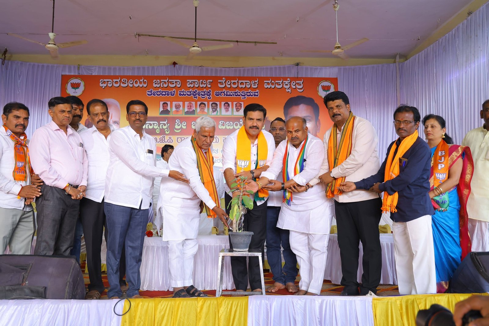 ಬನಹಟ್ಟಿಯಲ್ಲಿ ‘ವಿಬಿ-ಜಿ ರಾಮ್ ಜಿ’ ಜನಜಾಗೃತಿ ಸಭೆ: ಗ್ರಾಮೀಣ ಭಾರತದ ಸಬಲೀಕರಣಕ್ಕೆ ಮೋದಿ ಸರ್ಕಾರದ ದಿಟ್ಟ ಹೆಜ್ಜೆ