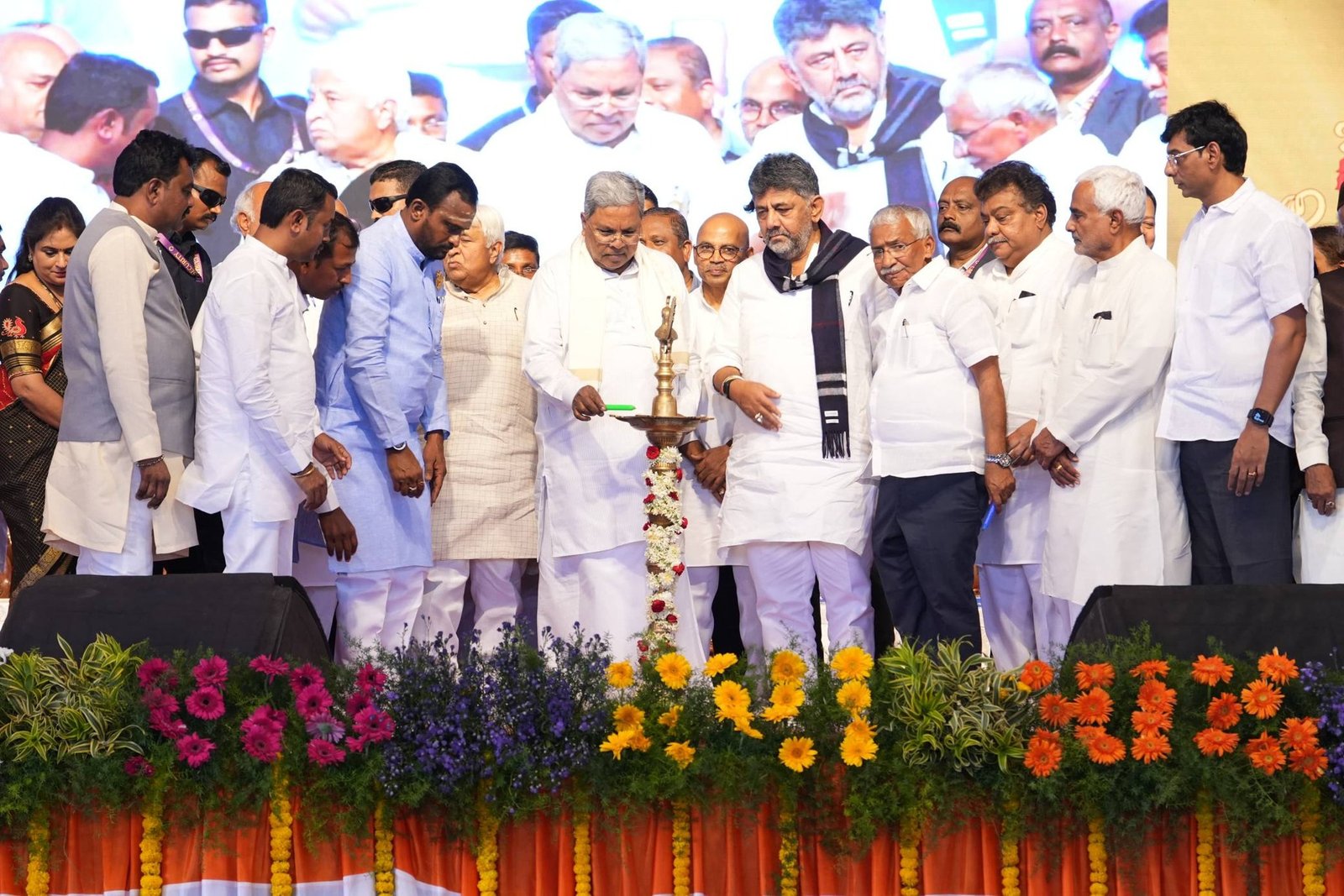 ಬಾಗಲಕೋಟೆ: ದಶಕದ ಕನಸು ನನಸು; ವೈದ್ಯಕೀಯ ಮಹಾವಿದ್ಯಾಲಯಕ್ಕೆ ಸಿಎಂ ಸಿದ್ದರಾಮಯ್ಯ ಶಂಕುಸ್ಥಾಪನೆ