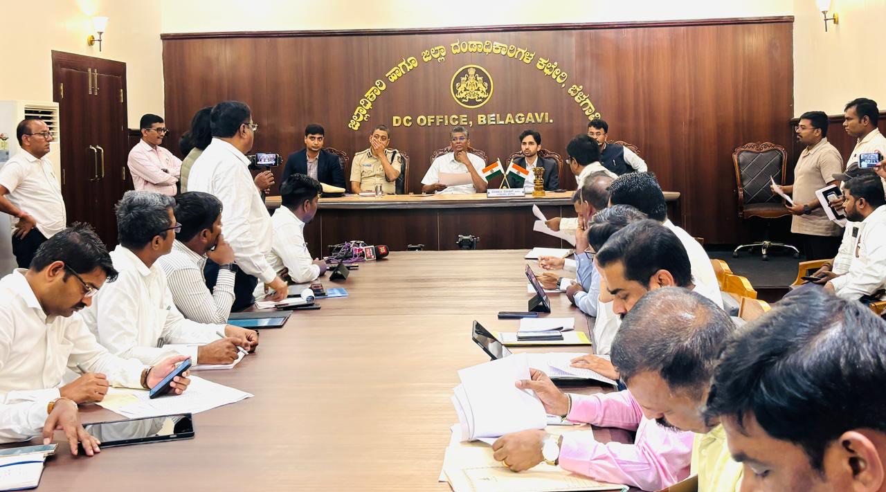 ಬೆಳಗಾವಿ: ಮತದಾರರ ಪಟ್ಟಿ ಮ್ಯಾಪಿಂಗ್ ಹಾಗೂ ವಿಶೇಷ ಪರಿಷ್ಕರಣೆ; ಜಿಲ್ಲಾ ಉಸ್ತುವಾರಿ ಸಚಿವರ ಅಧ್ಯಕ್ಷತೆಯಲ್ಲಿ ಪ್ರಗತಿ ಪರಿಶೀಲನೆ