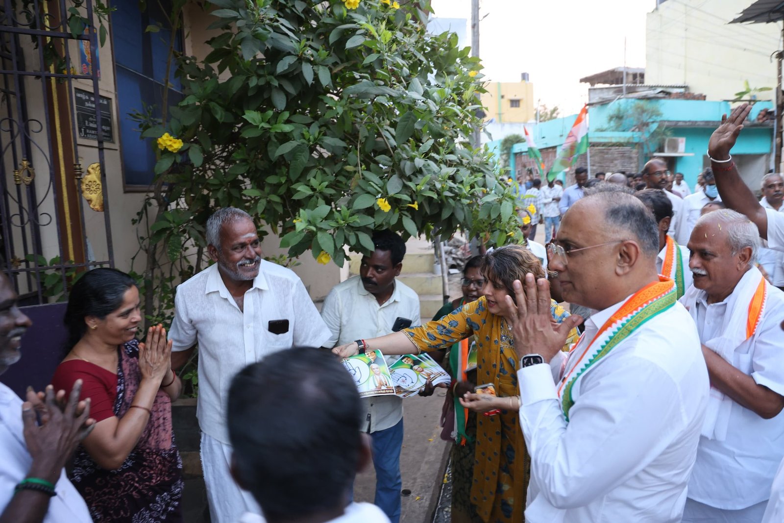 ಪುದುಚೇರಿ: ಕಾಂಗ್ರೆಸ್ ಅಭ್ಯರ್ಥಿ ವೈಯಿತಿಲಿಂಗಂ ಪರ ದಿನೇಶ್ ಗುಂಡೂರಾವ್ ಅಬ್ಬರದ ಪ್ರಚಾರ