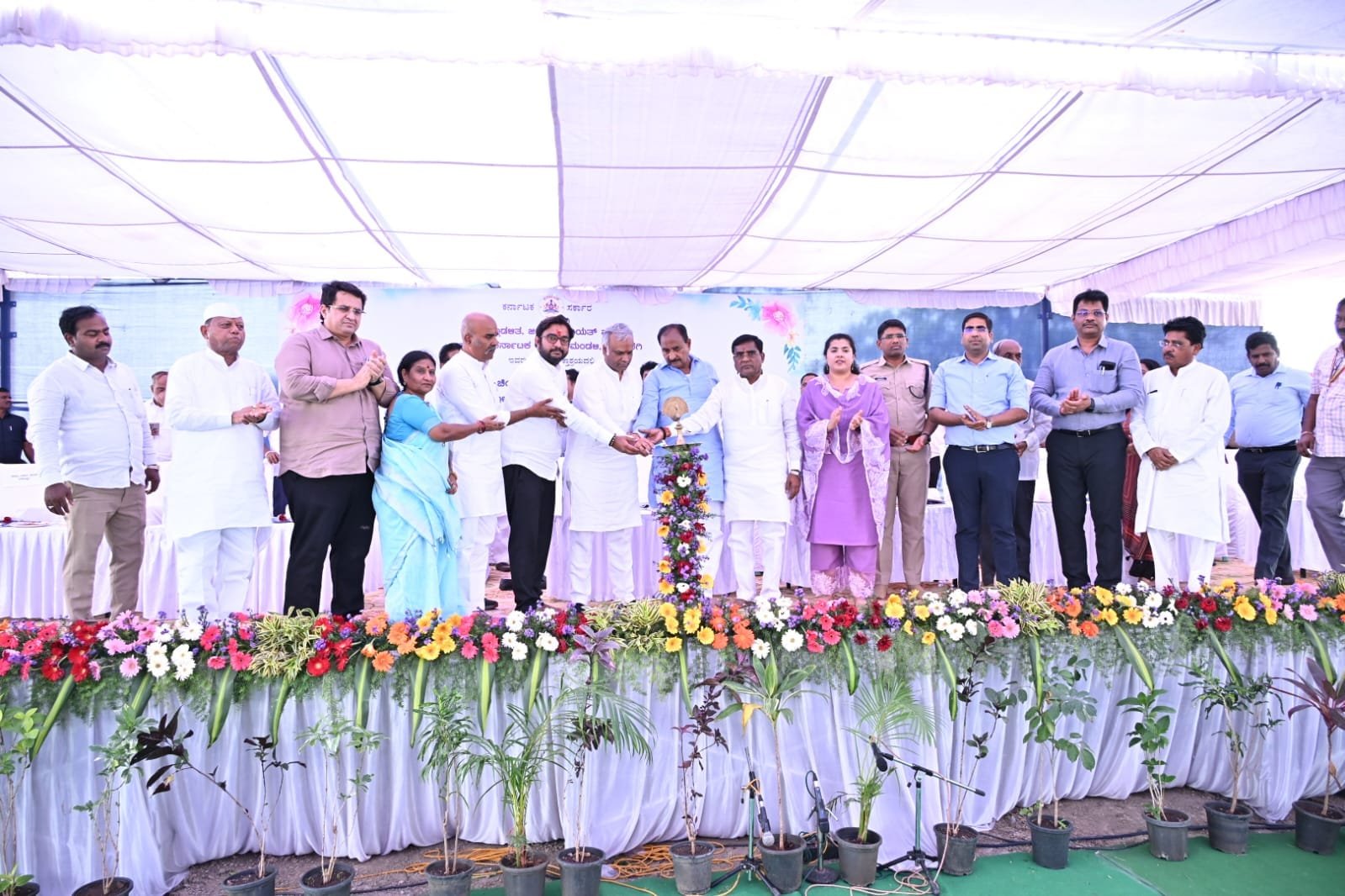 ಕಾಳಗಿ ಅಭಿವೃದ್ಧಿಗೆ ಹೊಸ ಭಾಷ್ಯ: ₹56.36 ಕೋಟಿ ವೆಚ್ಚದ ವಿವಿಧ ಕಾಮಗಾರಿಗಳಿಗೆ ಸಚಿವ ಪ್ರಿಯಾಂಕ್ ಖರ್ಗೆ ಚಾಲನೆ