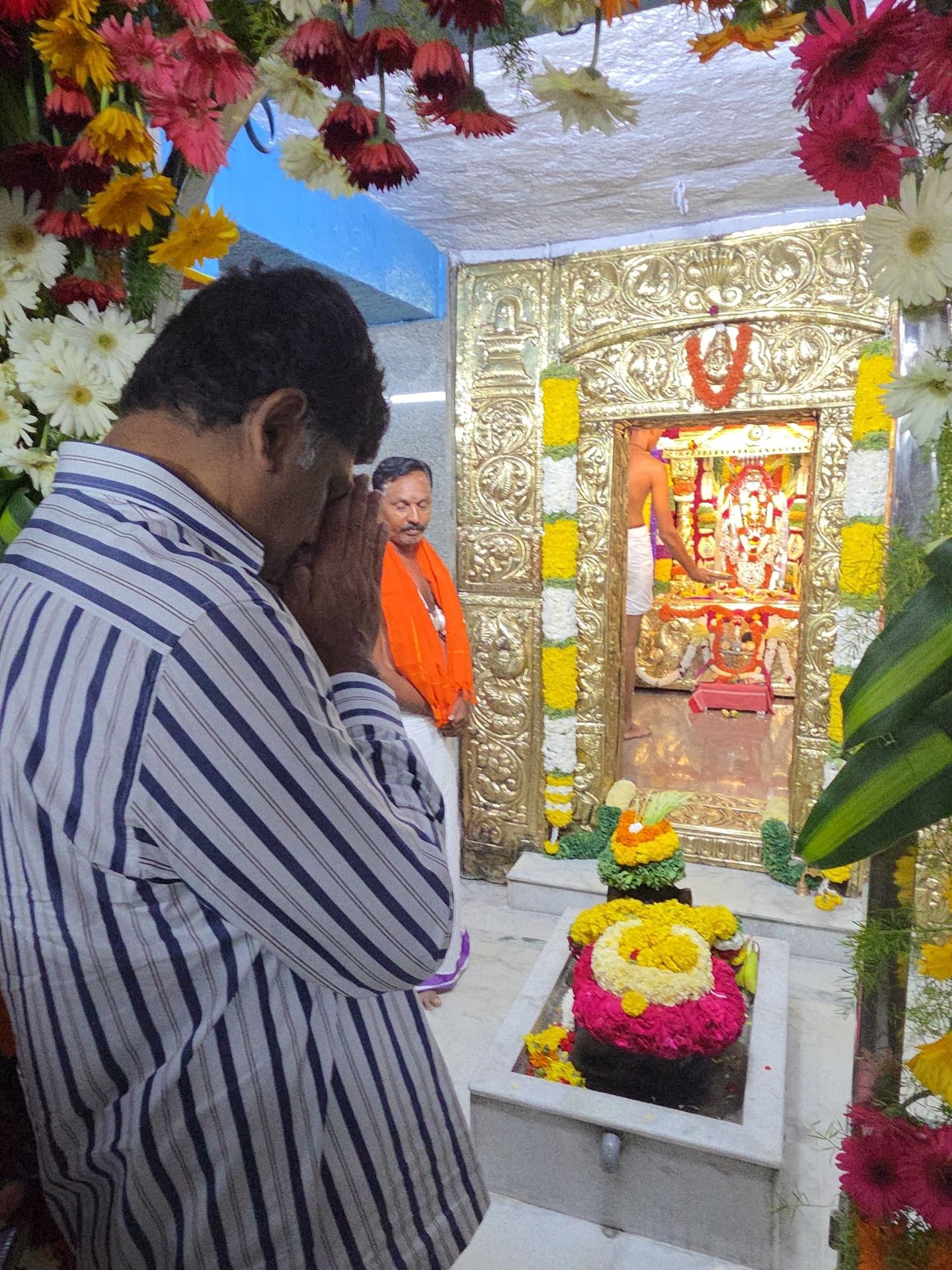 ಅಡನಕುಪ್ಪೆ ಶ್ರೀ ವೀರಭದ್ರ ಸ್ವಾಮಿ ದೇವಸ್ಥಾನದ ಕುಂಭಾಭಿಷೇಕ ಮಹೋತ್ಸವ ಉದ್ಘಾಟನೆ