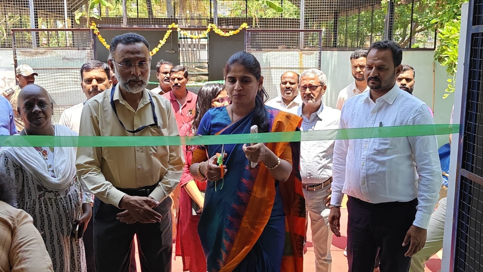 ಮಲೆ ಮಹದೇಶ್ವರ ಬೆಟ್ಟದಲ್ಲಿ ‘ಹಸಿರು ನಾಳೆ’ಗೆ ಚಾಲನೆ: ವೈಜ್ಞಾನಿಕ ತ್ಯಾಜ್ಯ ವಿಲೇವಾರಿ ಯಂತ್ರೋಪಕರಣಗಳ ಉದ್ಘಾಟನೆ