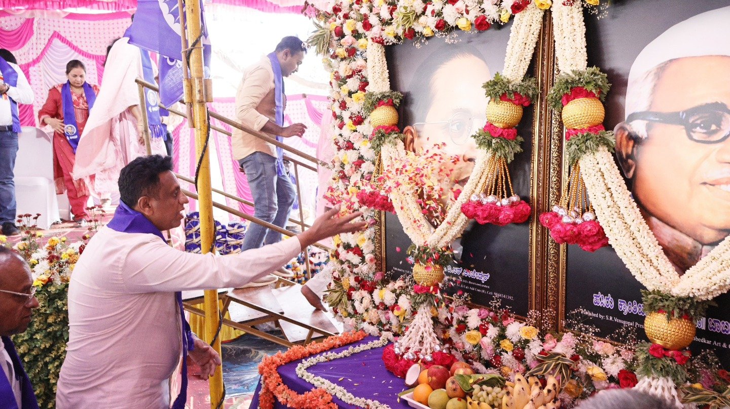 ಚಿಂತಾಮಣಿ: ಮಹಾಪುರುಷರ ಜಯಂತಿ ಆಚರಣೆ; ಸಾಧಕರು ಹಾಗೂ ಪ್ರತಿಭಾವಂತ ವಿದ್ಯಾರ್ಥಿಗಳಿಗೆ ಸನ್ಮಾನ