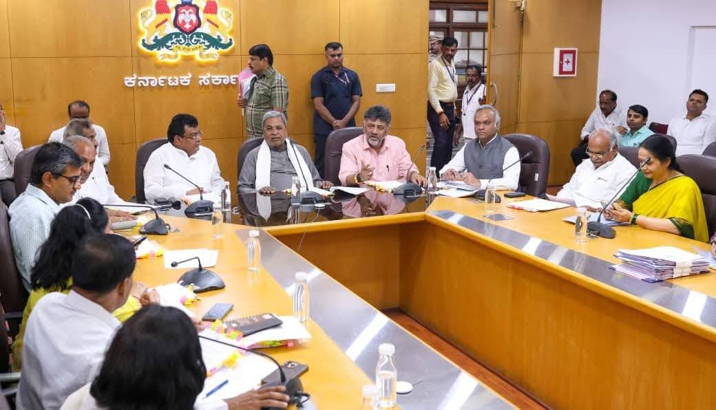 ಕೈಗಾರಿಕಾ ಪ್ರಗತಿ ಹಾಗೂ ಸ್ಥಳೀಯರ ಉದ್ಯೋಗಕ್ಕೆ ಆದ್ಯತೆ: ಸಚಿವ ಸಂಪುಟ ಉಪಸಮಿತಿ ಸಭೆಯಲ್ಲಿ ಮಹತ್ವದ ಚರ್ಚೆ