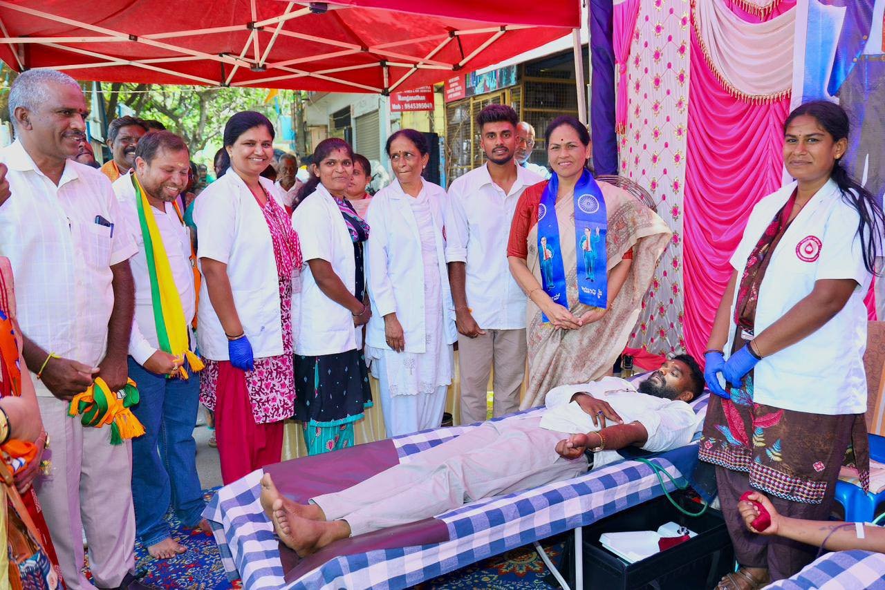 ಪುಲಕೇಶಿನಗರ: ಅಂಬೇಡ್ಕರ್ ಜಯಂತಿ ಪ್ರಯುಕ್ತ ಬಿಜೆಪಿ ಯುವ ಮೋರ್ಚಾದಿಂದ ರಕ್ತದಾನ ಶಿಬಿರ; ಜನಸೇವೆಗೆ ಆದ್ಯತೆ