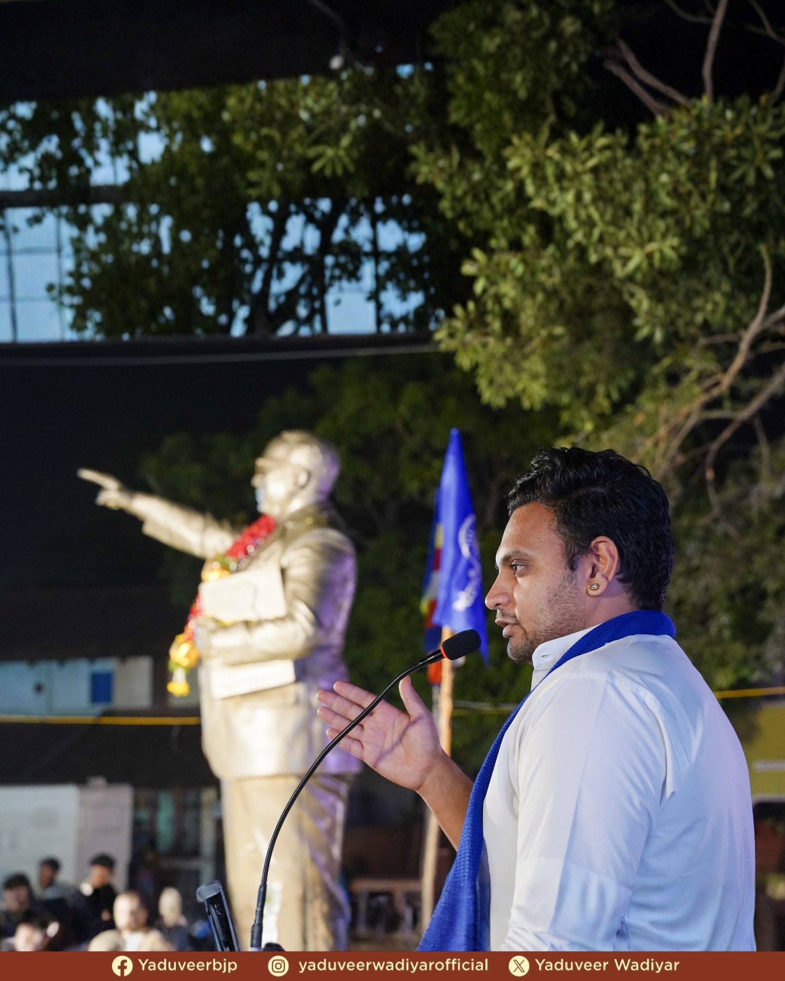 ಮೈಸೂರು: ಅಂಬೇಡ್ಕರ್ ಜೀವನ ಚರಿತ್ರೆ ನಾಟಕ ಪ್ರದರ್ಶನ; ಯದುವೀರ್ ಕೃಷ್ಣದತ್ತ ಚಾಮರಾಜ ಒಡೆಯರ್ ಚಾಲನೆ