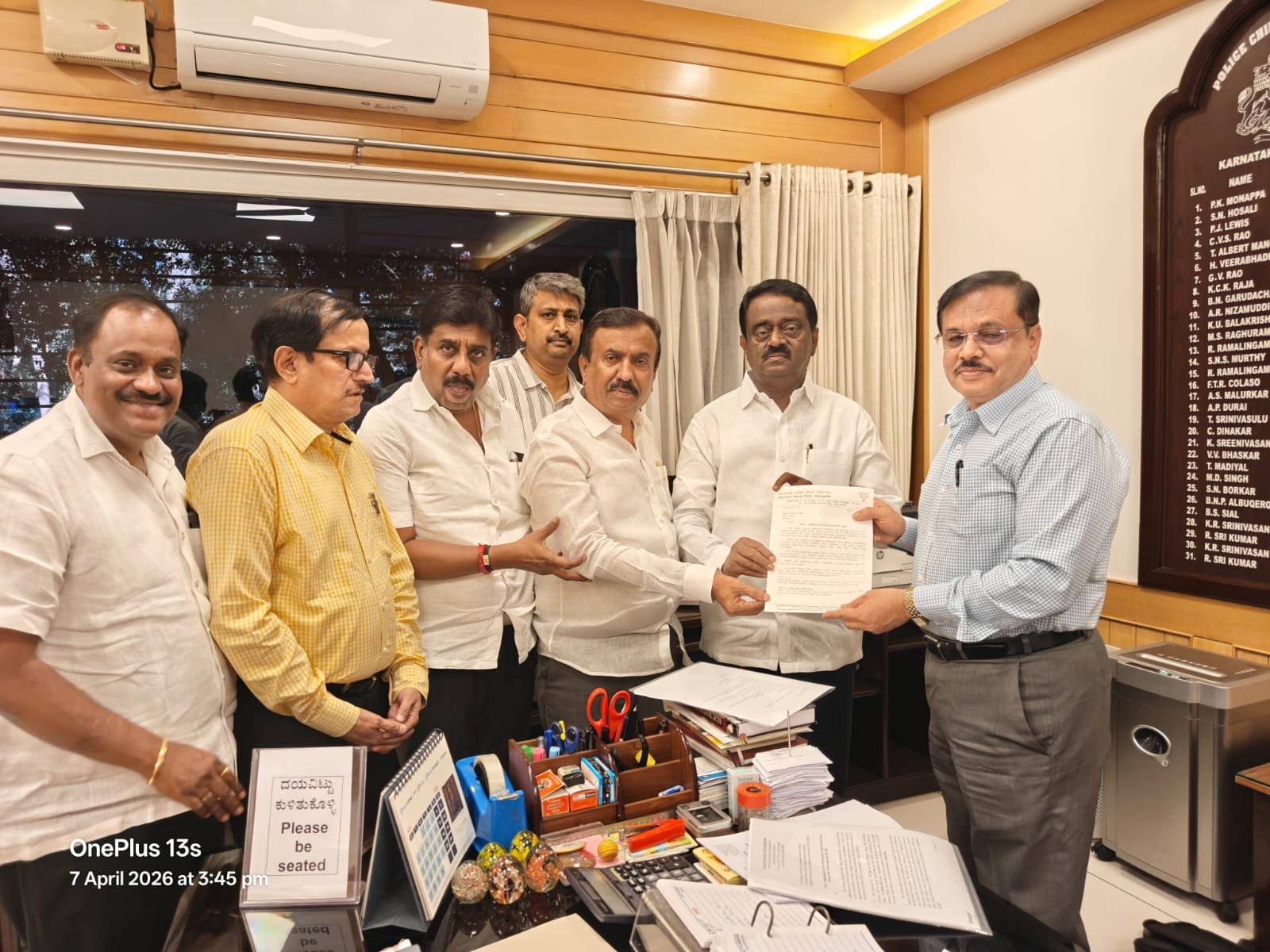 ಮಲ್ಲಿಕಾರ್ಜುನ ಖರ್ಗೆ ವಿರುದ್ಧ ಕ್ರಮಕ್ಕೆ ಆಗ್ರಹ: ಪೊಲೀಸ್ ಮಹಾನಿರ್ದೇಶಕರಿಗೆ ಬಿಜೆಪಿ ನಿಯೋಗದಿಂದ ಮನವಿ