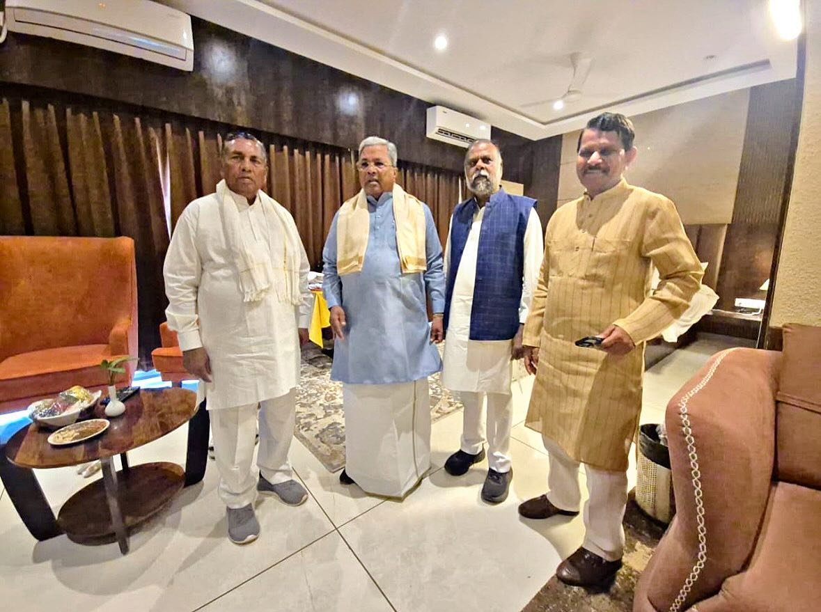 ಬಾಗಲಕೋಟೆ ಉಪಚುನಾವಣೆ: ಮುಖ್ಯಮಂತ್ರಿ ಸಿದ್ದರಾಮಯ್ಯ ಅವರಿಗೆ ಪ್ರಚಾರದ ವಿವರ ನೀಡಿದ ಬಿ.ಎನ್. ಚಂದ್ರಪ್ಪ ಮತ್ತು ತಂಡ