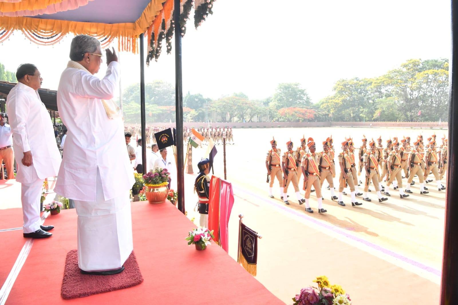 “ಕರ್ನಾಟಕ ಡ್ರಗ್ಸ್ ಮುಕ್ತ ರಾಜ್ಯವಾಗಲಿ”: ಸೈಬರ್ ಅಪರಾಧ ತಡೆಗೆ ತಂತ್ರಜ್ಞಾನ ಬಳಸಲು ಸಿಎಂ ಸಿದ್ದರಾಮಯ್ಯ ಸೂಚನೆ