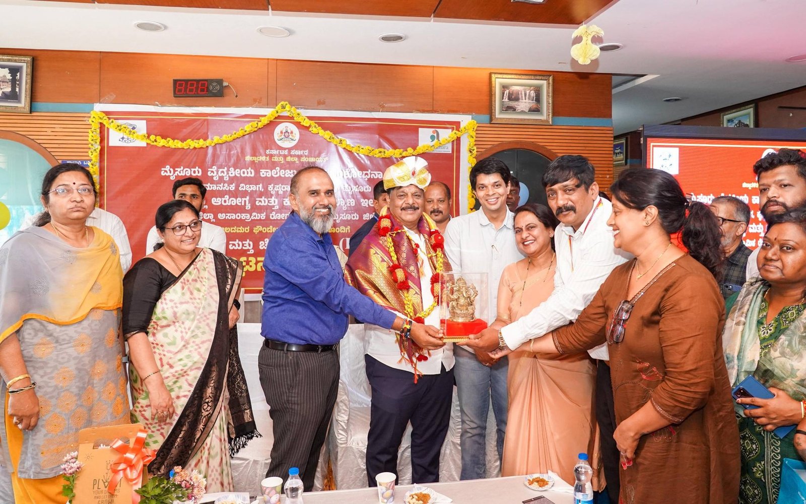 ಕೆ.ಆರ್. ಆಸ್ಪತ್ರೆಯಲ್ಲಿ ತುರ್ತು ಆರೈಕೆ ಮತ್ತು ಚೇತರಿಕೆ ಕೇಂದ್ರ (ECRC) ಉದ್ಘಾಟನೆ: ಜನಸೇವೆಯೇ ಪರಮೋಚ್ಚ ಎಂದ ಸಚಿವ ಡಾ. ಹೆಚ್.ಸಿ. ಮಹದೇವಪ್ಪ