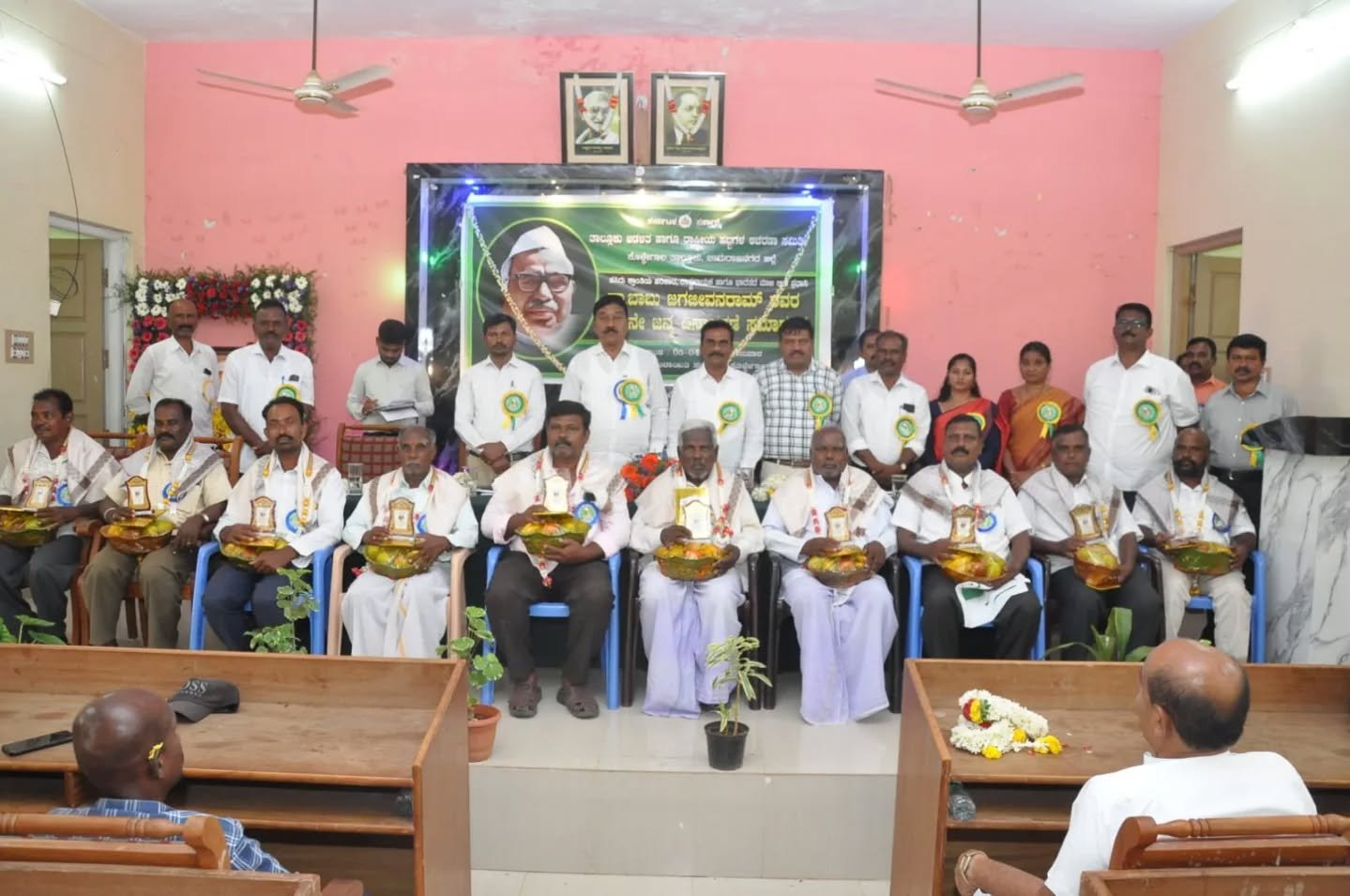 ಕೊಳ್ಳೇಗಾಲ: ಬಾಬು ಜಗಜೀವನ್ ರಾಮ್ ಜನ್ಮದಿನಾಚರಣೆ; ಸಮುದಾಯ ಭವನ ನಿರ್ಮಾಣದ ಭರವಸೆ