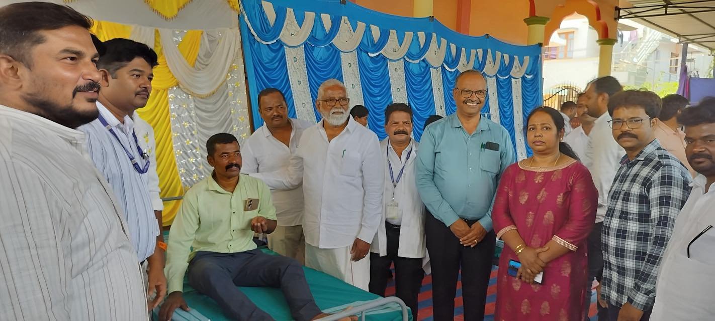ಕೊಳ್ಳೇಗಾಲದಲ್ಲಿ ಸಂಭ್ರಮದ “ಅಂಬೇಡ್ಕರ್ ಹಬ್ಬ”: ರಕ್ತದಾನ ಶಿಬಿರದಲ್ಲಿ ಪಾಲ್ಗೊಂಡ ಎನ್. ಮಹೇಶ್