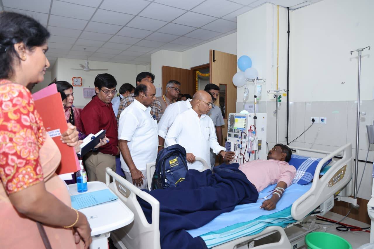 ಮೈಸೂರು: ಕೆ.ಆರ್. ಆಸ್ಪತ್ರೆಗೆ ಸಚಿವ ಡಾ. ಶರಣಪ್ರಕಾಶ್ ಪಾಟೀಲ್ ಭೇಟಿ – ಡಯಾಲಿಸಿಸ್ ಹಾಗೂ ಸ್ಕ್ಯಾನಿಂಗ್ ಸೌಲಭ್ಯಗಳ ಪರಿಶೀಲನೆ